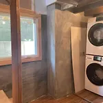 Great One-Bedroom In Boston