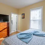 233-1 New! Spring Escape - Cozy Boston Apt Gem