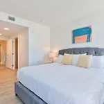 Gorgeous Apt With Kitchen-Idl-451