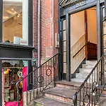 Back Bay Studio W Wd Nr Copley T Bos-782
