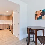 Luxury Private Apt Fenway
