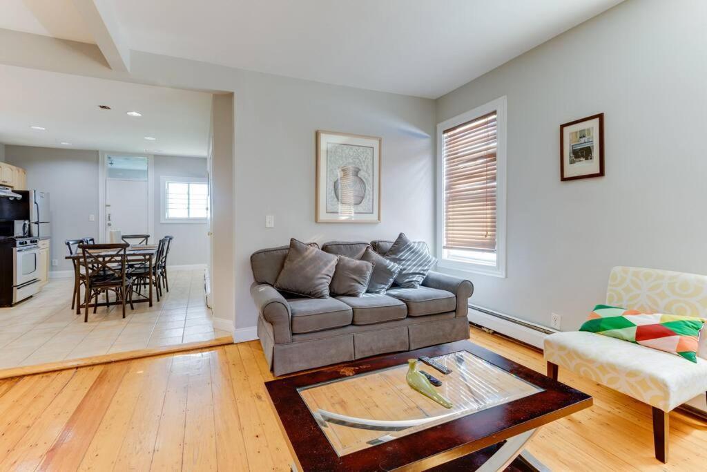 New! Near Mbta, 3mi To Fenway ! Apartamento *