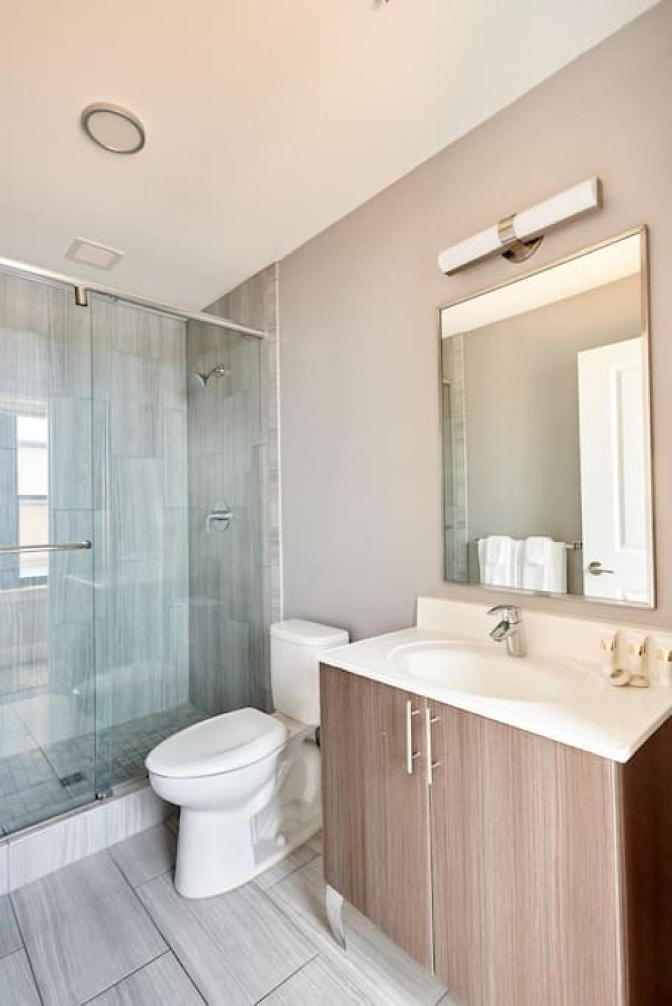 Keyless Monthly Discounts Fully Furnished 4br 2ba Loft * Boston