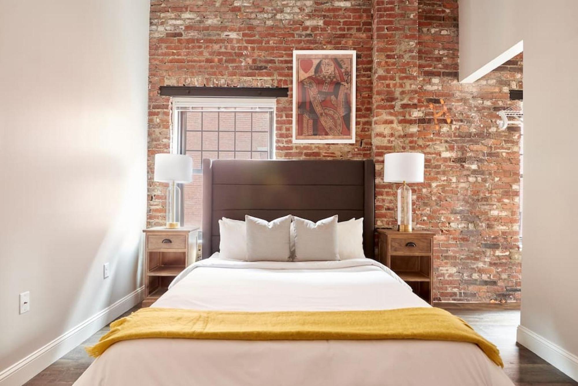 Keyless Monthly Discounts Fully Furnished 4br 2ba Loft Boston