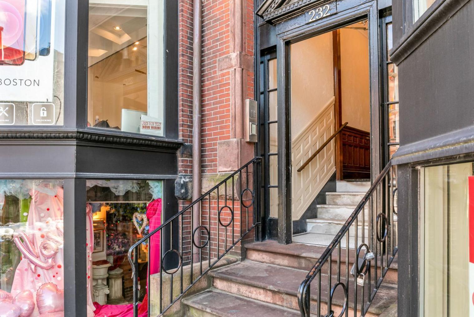 Apartment Back Bay W Wd Nr Copley T Bos-782