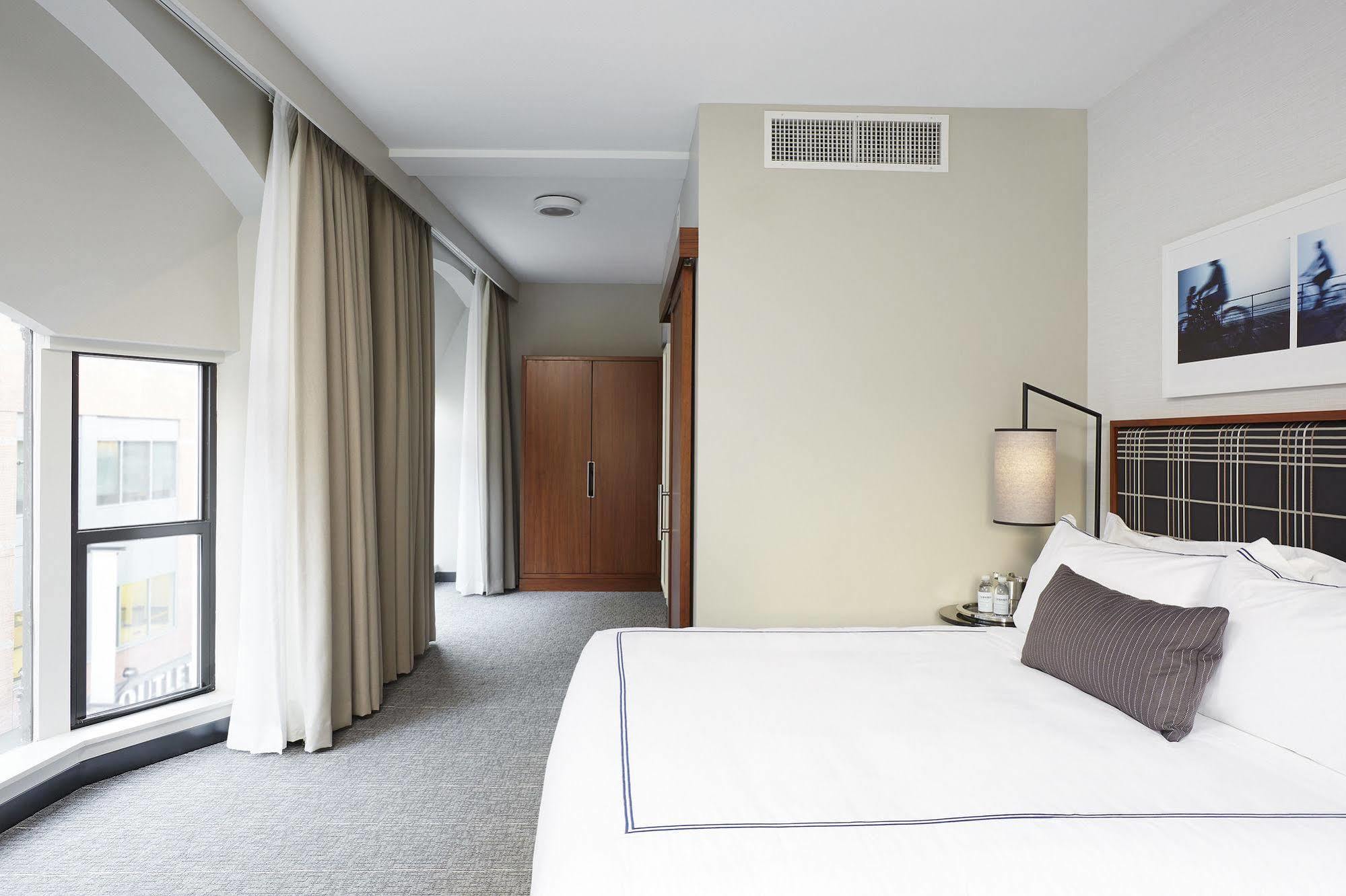 The Godfrey 4* Boston
