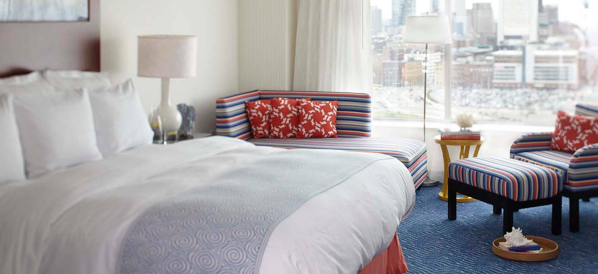 Hotel Renaissance Seaport District 4*