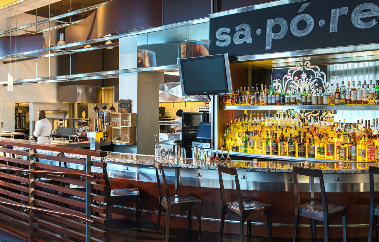 Renaissance Seaport District Hotel 4*