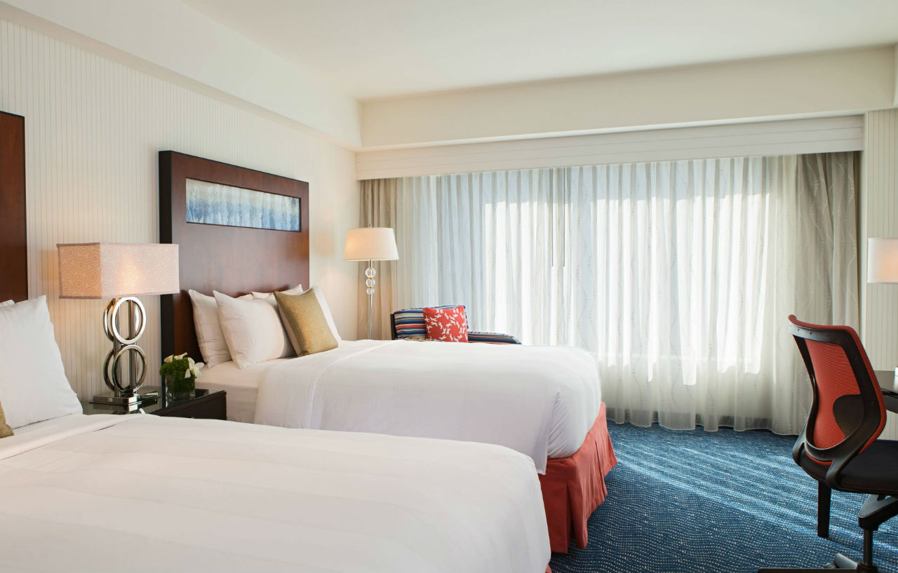 Hotel Renaissance Seaport District
