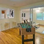 Boston Duplex With Foosball Table 11 Mi To Downtown