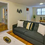 Boston Duplex With Foosball Table 11 Mi To Downtown