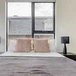 Mission Hill Studio Fully Furnished Bos-930