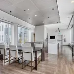 N Station Studio W Wd Gym Nr Td Garden Bos-682