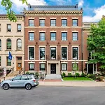 Modern Studio In Historic Boston - Unit #303