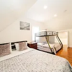 988 New! Boston Bliss - Cozy & Lovely Getaway