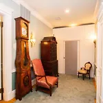 Back Bay Efficiency Unit, Pvt Bath, Kitchenette