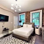 L 3-33 Stylish Private Studio In Boston!