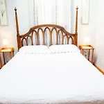 Beautiful Apartment-5 Beds-Full Kitchen-Parking-Super Clean!