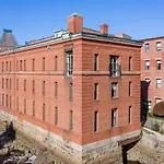 Blueground Dorchester Lower Mills Gym Laundry Bos-1042