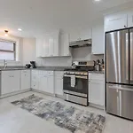 Entire Apt Near Wharf - Bs-3