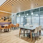 N Station Studio W Wd Gym Nr Td Garden Bos-707
