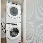 Luxury Apt With Gym - Alx-1606