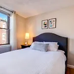 North End Apt Near Harbor - Bs-2