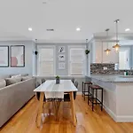 Modern Steps From Zoo & Golf Course