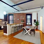 The Tea Party Suite