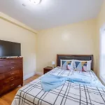 233-1 New! Spring Escape - Cozy Boston Apt Gem