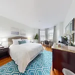 2Br Retreat Near Boston College & Longwood