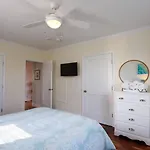 2B, 2Ba - Near Neubmc, Elevator Access