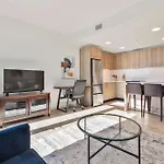 Gorgeous Apt With Kitchen-Idl-637