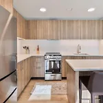 Gorgeous Apt With Kitchen-Idl-637