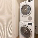 Bright Apt Downtown Seaport- Alx-707