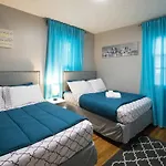 Villa Boston