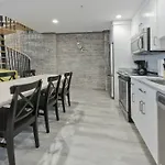 Industrial 3Br In Downtown By Sonder