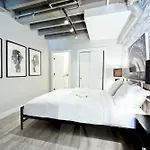 Chic 2Br In Downtown By Sonder
