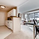 Global Suites At Victory Gardens