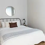 Modern 2Br In Downtown Crossing By Sonder