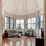 Global Luxury Suites At Back Bay