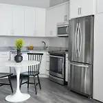 Unique Studio In Downtown Crossing