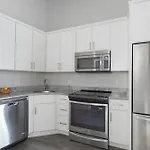 Unique Studio In Downtown Crossing