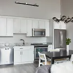 Vibrant 2Br In Downtown Crossing By Sonder