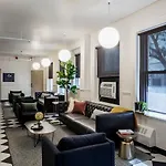 Boston Fenway Inn By Found