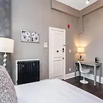 Suites At 143 Arlington Street