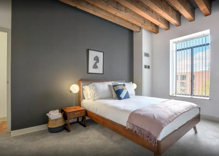 Waterside Boston 30 Day Stays