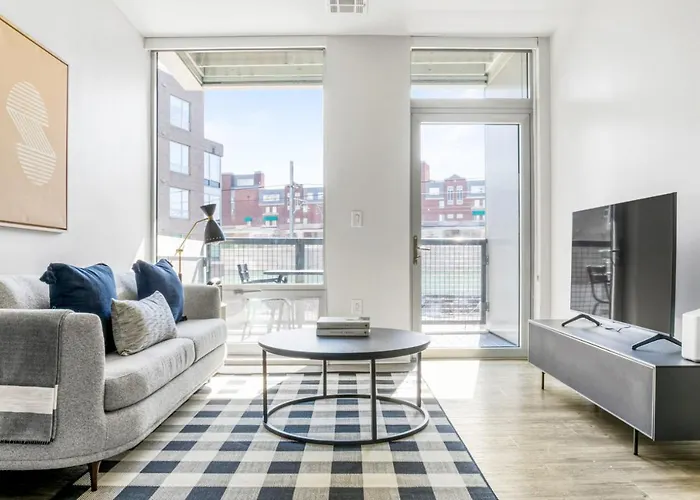 E Cambridge 2Br W Gym Wd Nr Lechmere T Bos-634