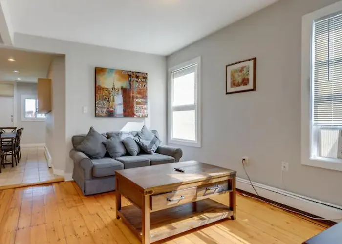 New! Boston Entire House Near Mbta, 3 Mi To Fenway!