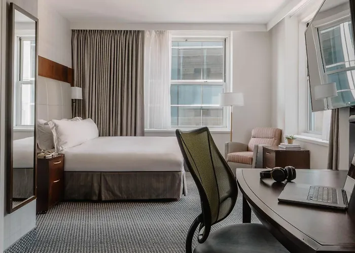 Club Quarters Hotel Faneuil Hall, Boston